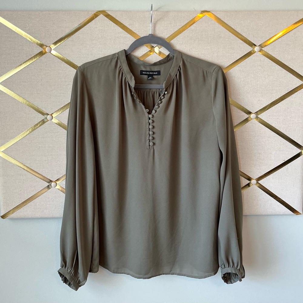 Banana Republic Peasant Blouse